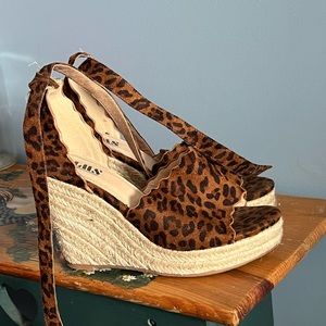 ~women’s size 81/2 worn good condition~